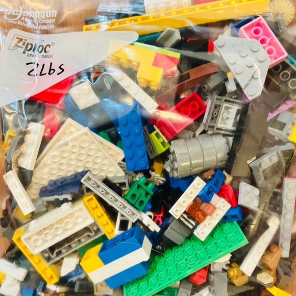 Legos! Assorted!! - Picture 4 of 8